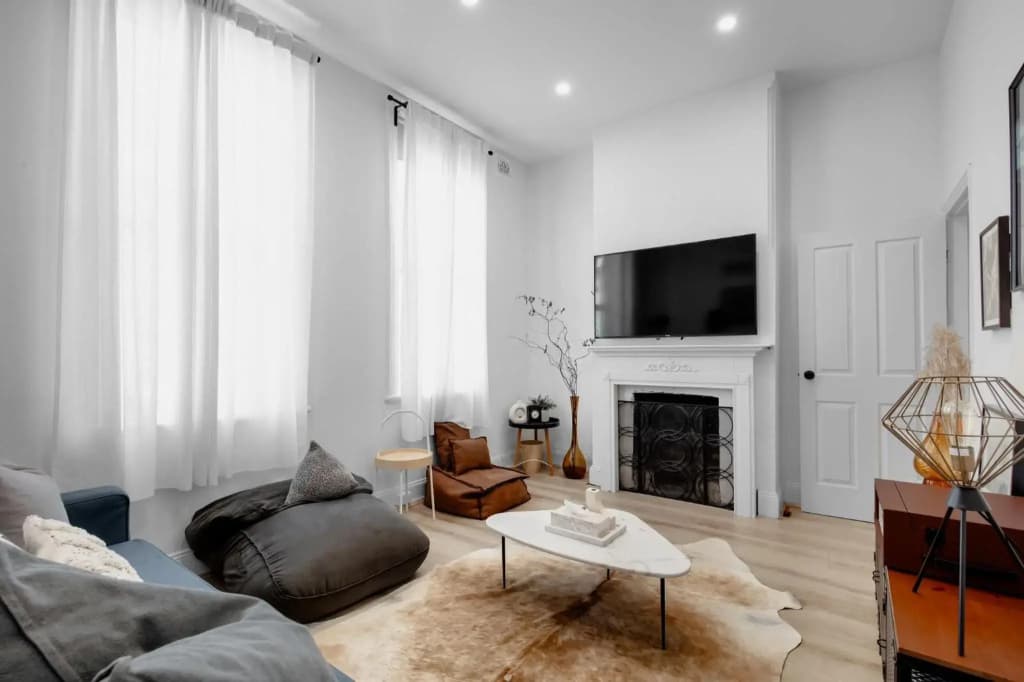 Your home on Smith St Collingwood (With Parking) - photo 17