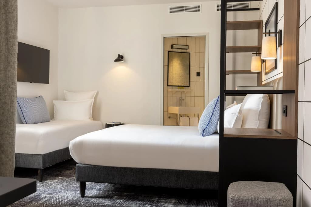 Hotel Moderniste - photo 3