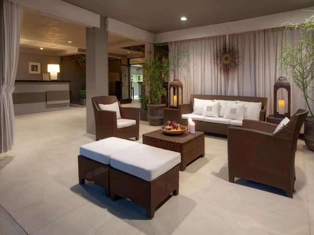 Luxe Sunset Boulevard Hotel - photo 3