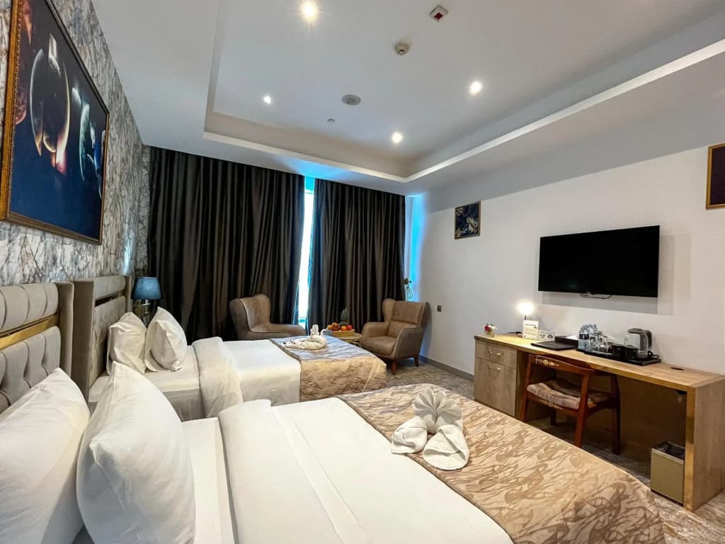 Al Mansour Plaza Hotel - photo 2
