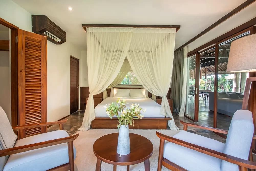 Luxury Jungle Villa, 3 BR, Ubud With Staff - photo 3