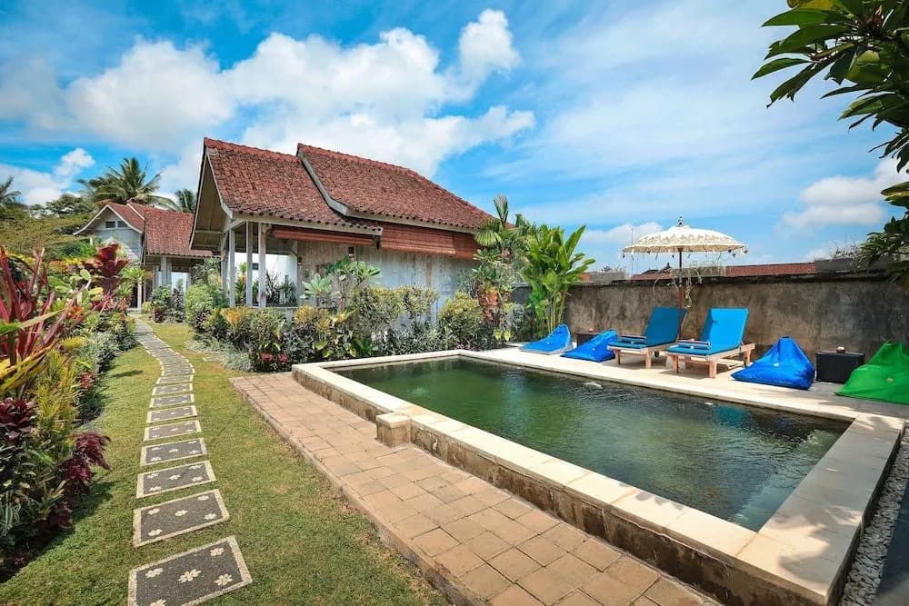 Ubud Glassy Villa by Pramana Villas - photo 16