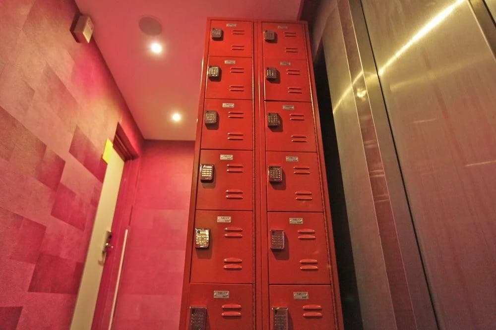 Oops Design Hostel - photo 13