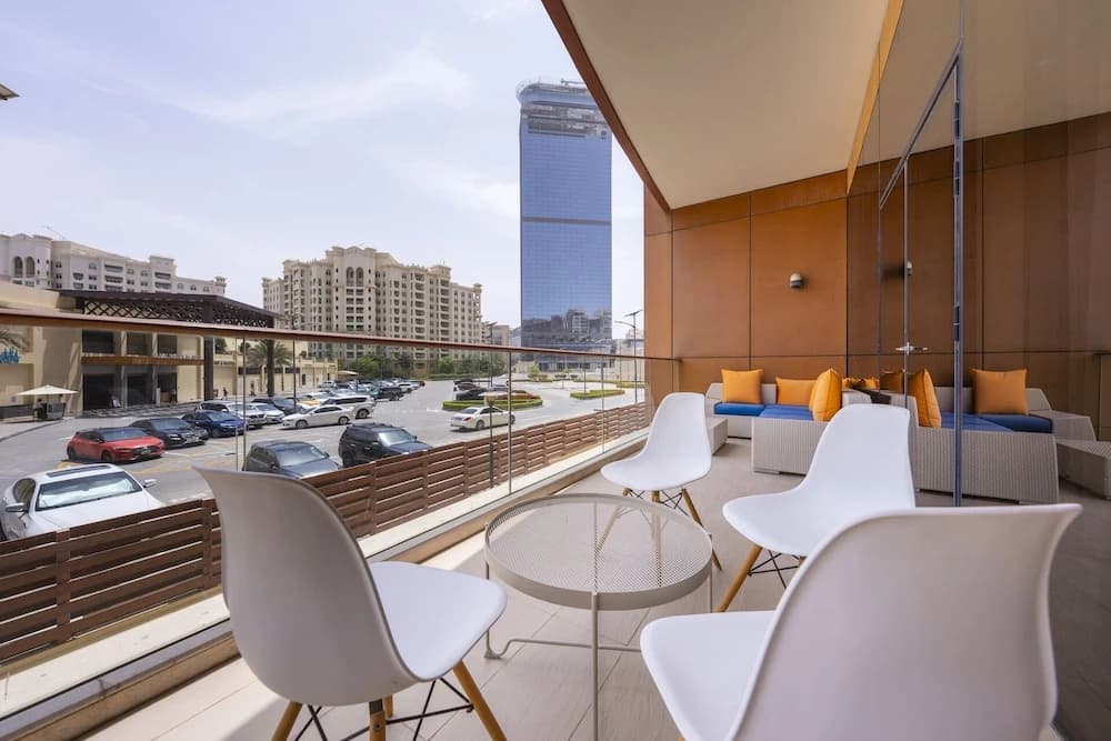 Modern beachfront 1BR apartment - photo 23