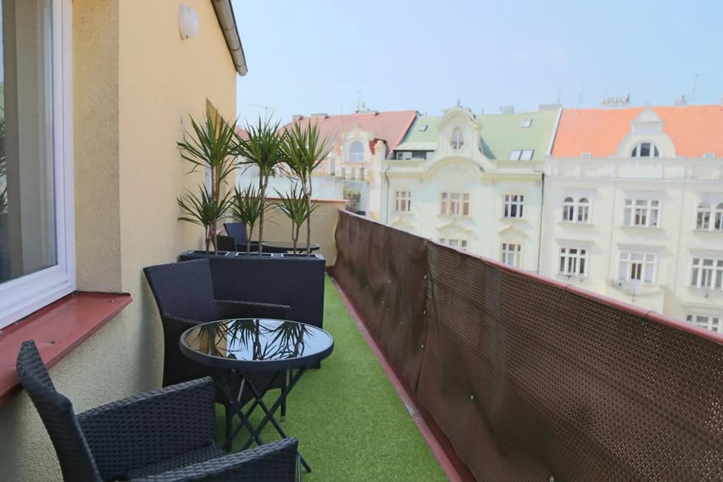 Charles Square Apartments - photo 16
