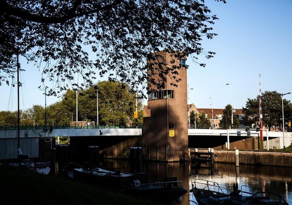 SWEETS - Gerben Wagenaarbrug - photo 13