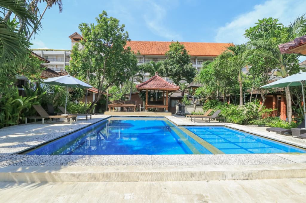Adhi Dharma Hotel - photo 12