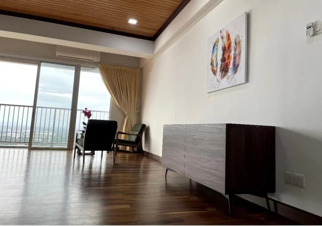 The Venus - Spacious Wooden TOP Floor Apartment - photo 1