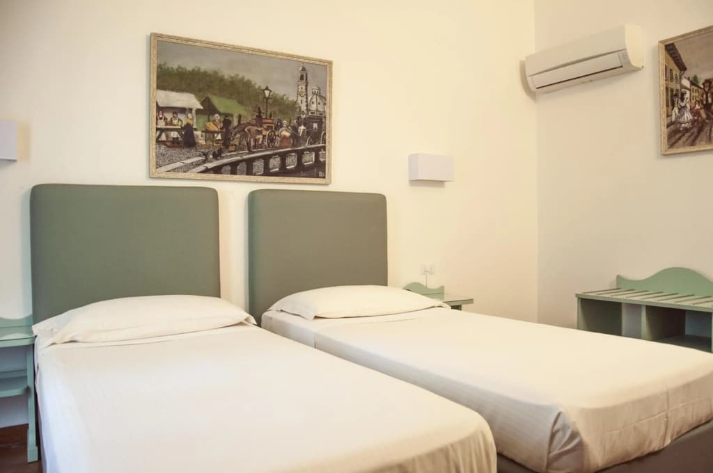 Hotel San Guido Porta Volta - photo 42