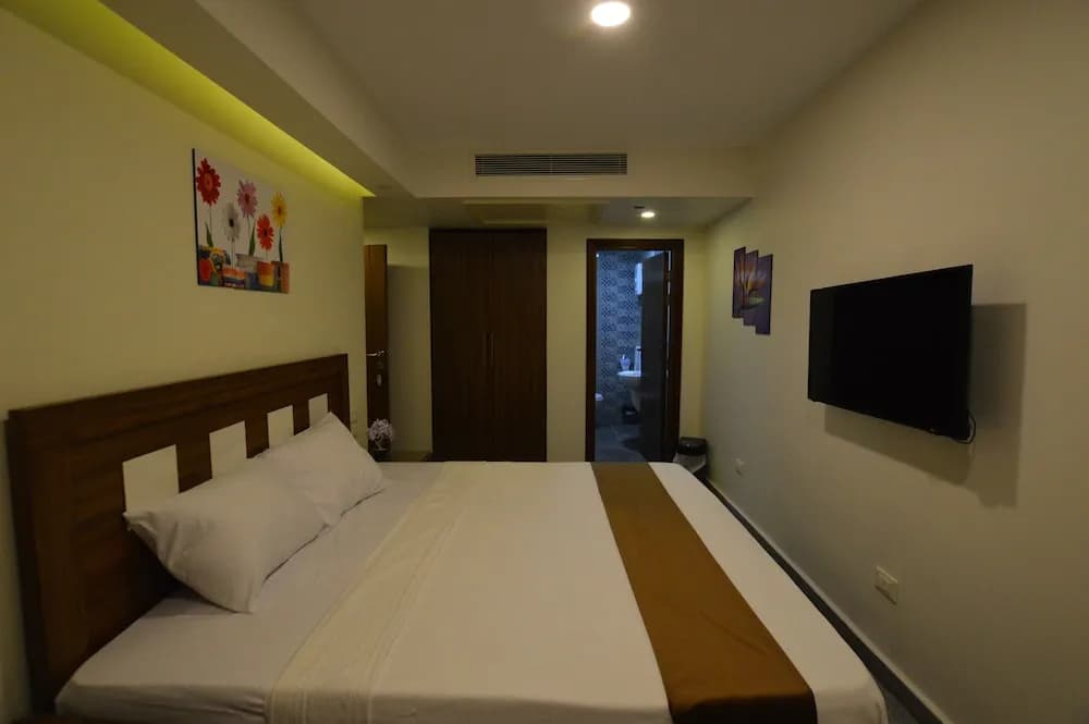 Royal Inn Residence - photo 15