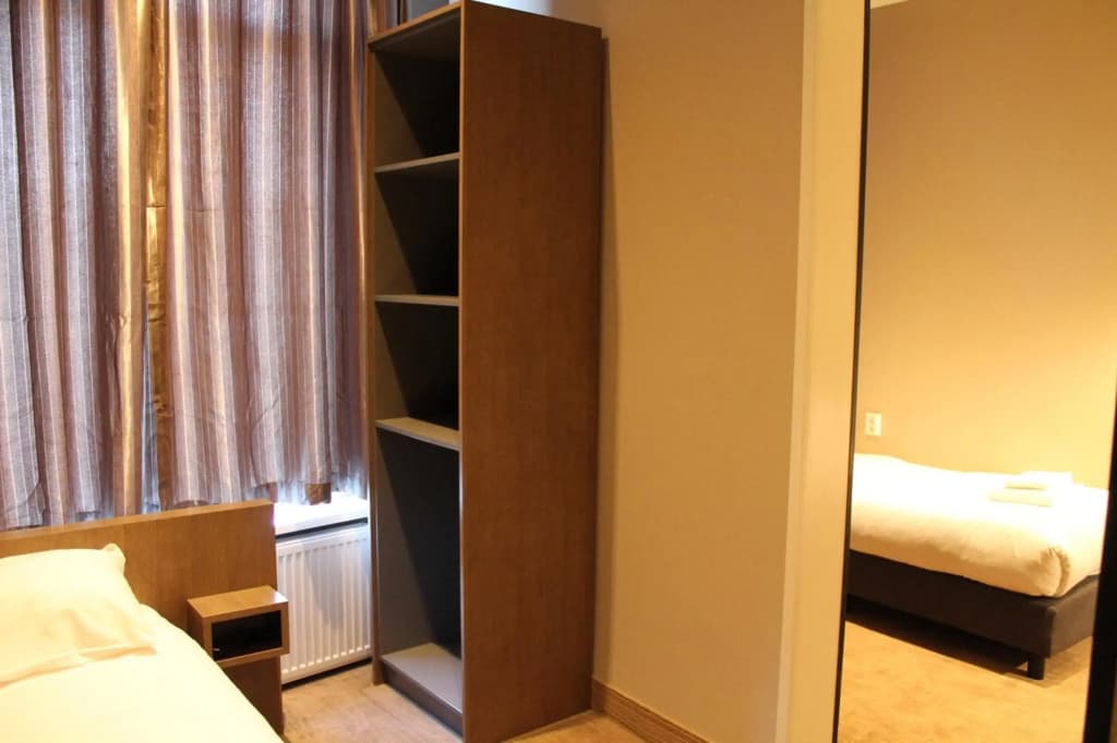 Hotel Blossoms - photo 7