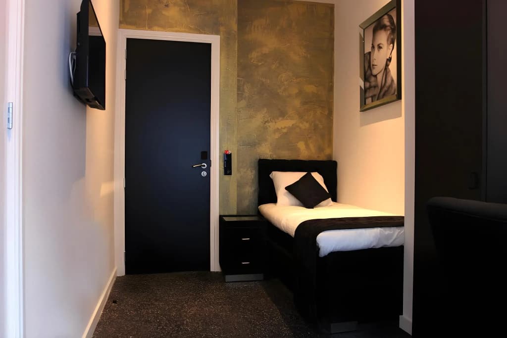 Sara's Boutique Hotel - photo 17