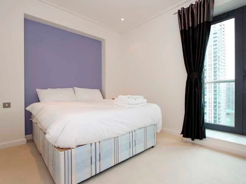 Discovery Dock Apartments East by Primestay London - photo 1