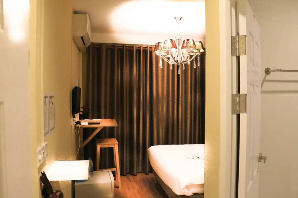 Fulllax Guesthouse - photo 10