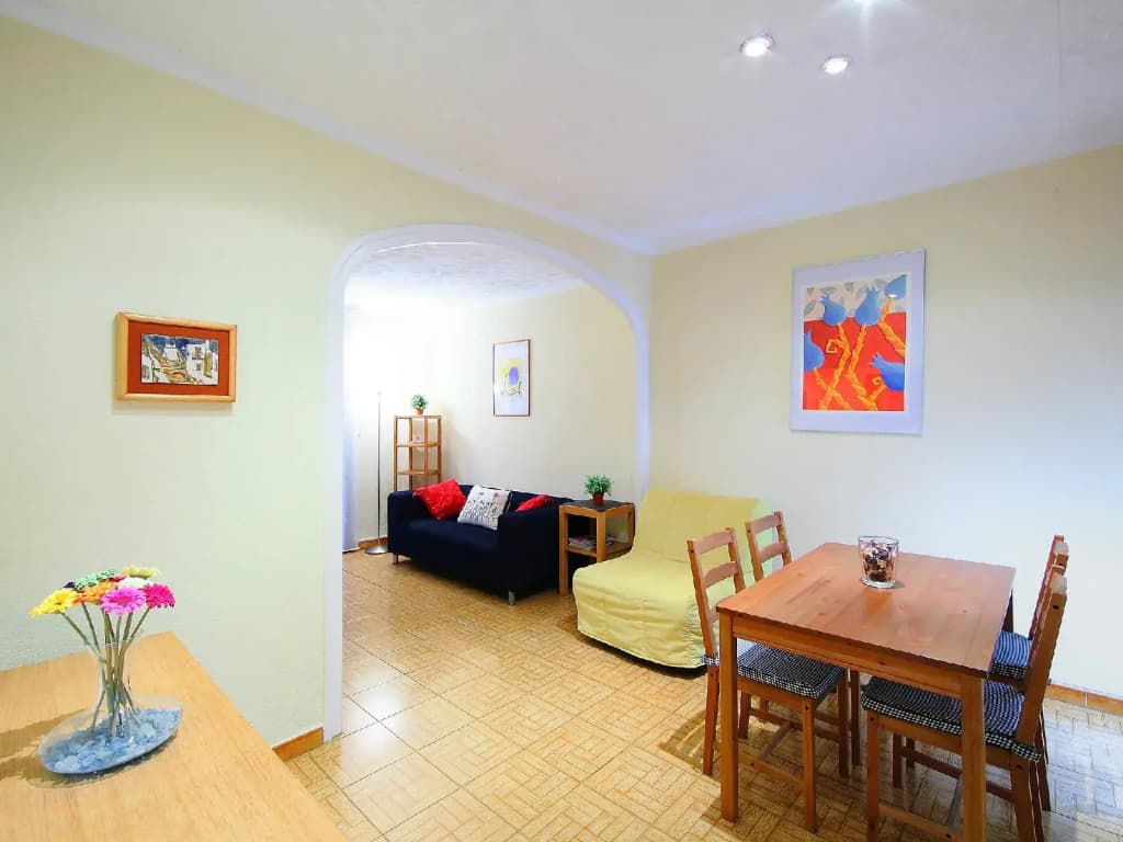 Sants-Montjuic Almeria - Two Bedroom - photo 7