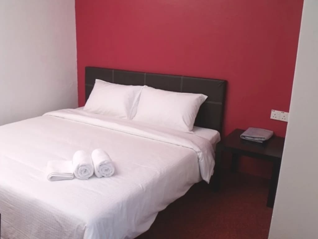 One Station Hotel - photo 3