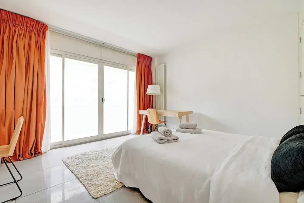 Exceptional 3bdr/6p apt - View of the Eiffel Tower - photo 2