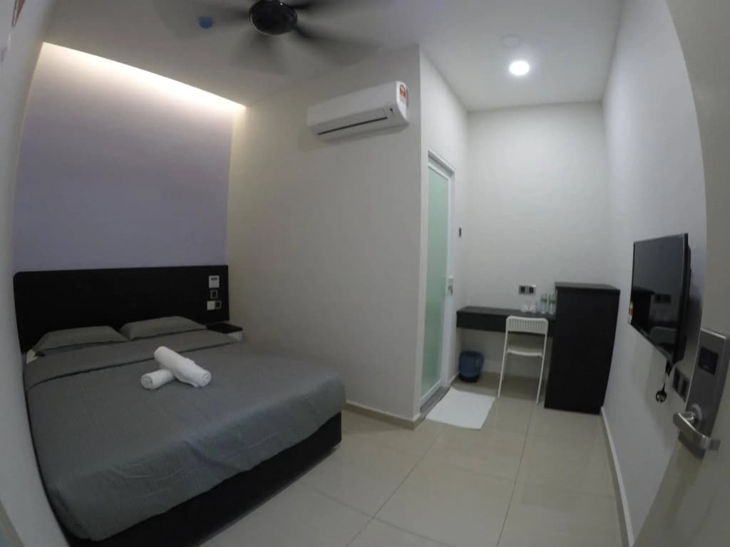 Merrinton Hotel - photo 3