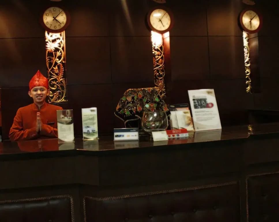 Balairung Hotel Jakarta - photo 2