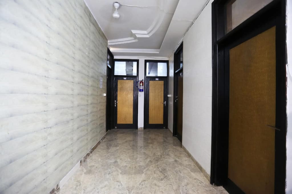 Oyo 8495 Aaa Homes - photo 3
