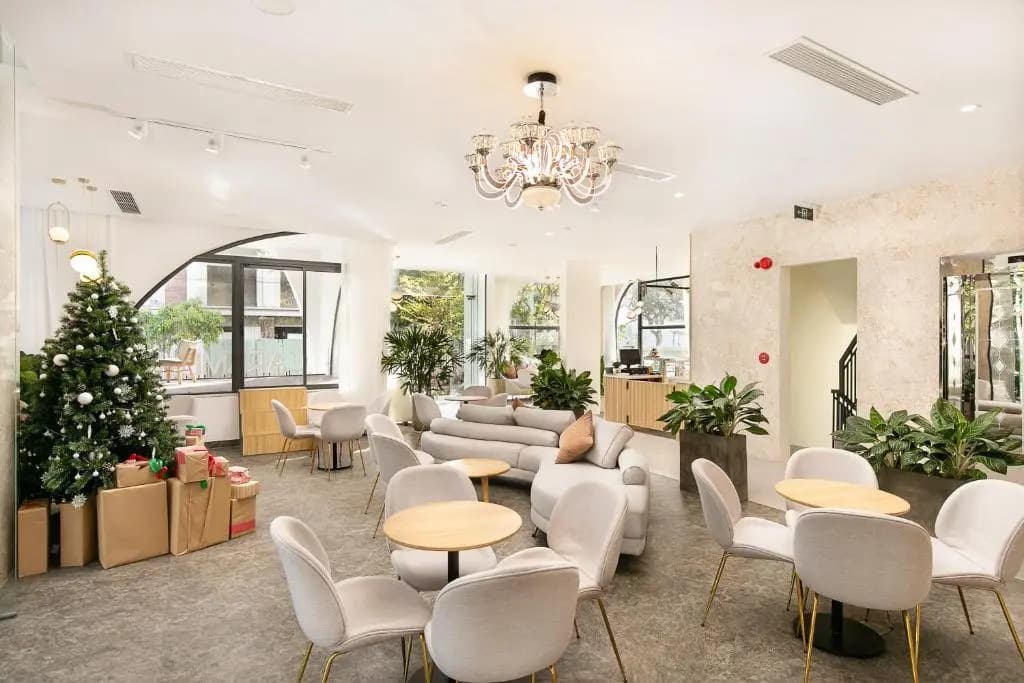 Maple Suite Hotel And Apartment - photo 19