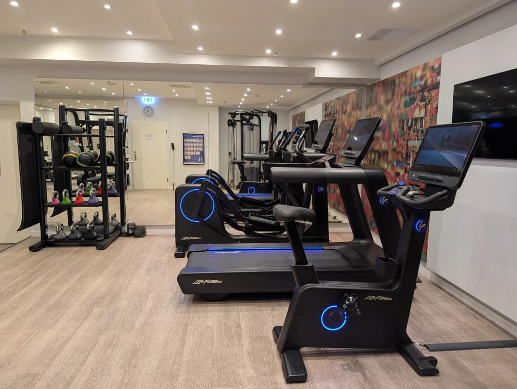 Park Inn by Radisson Berlin Alexanderplatz - photo 18