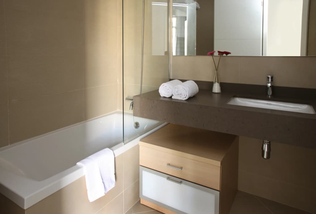 MH Apartments Suites - photo 7