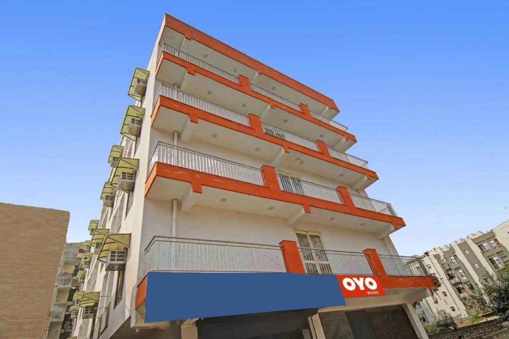OYO Flagship 70282 Abode Inn - photo 1
