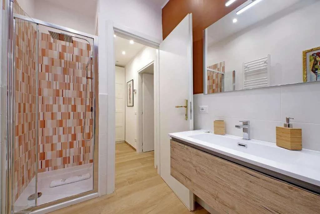 Brand new Vatican flat with terrace - photo 9