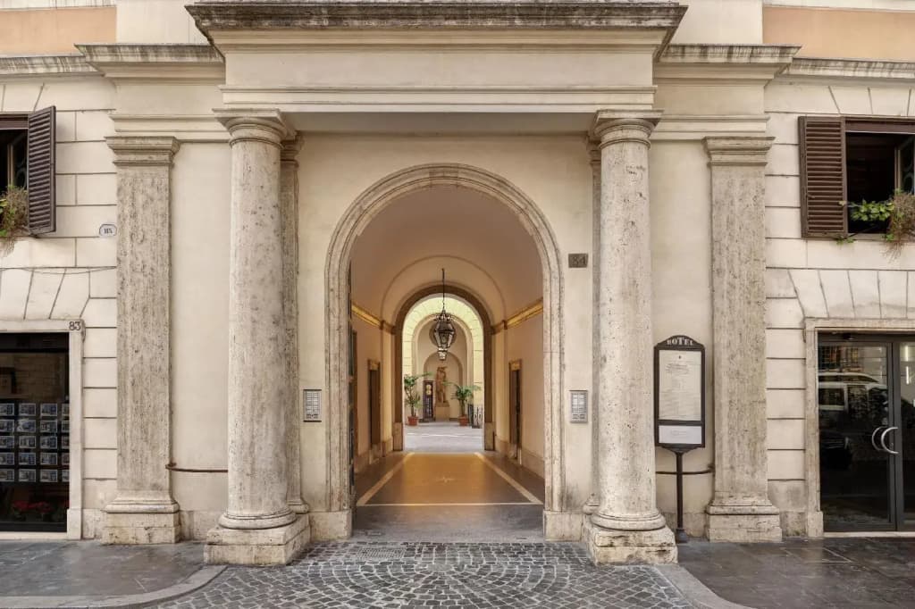 Borghese Contemporary Hotel - photo 32