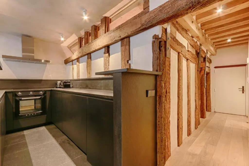 Luxurious & Design Flat 2BR/8P- Boulevard Saint Germain - photo 18