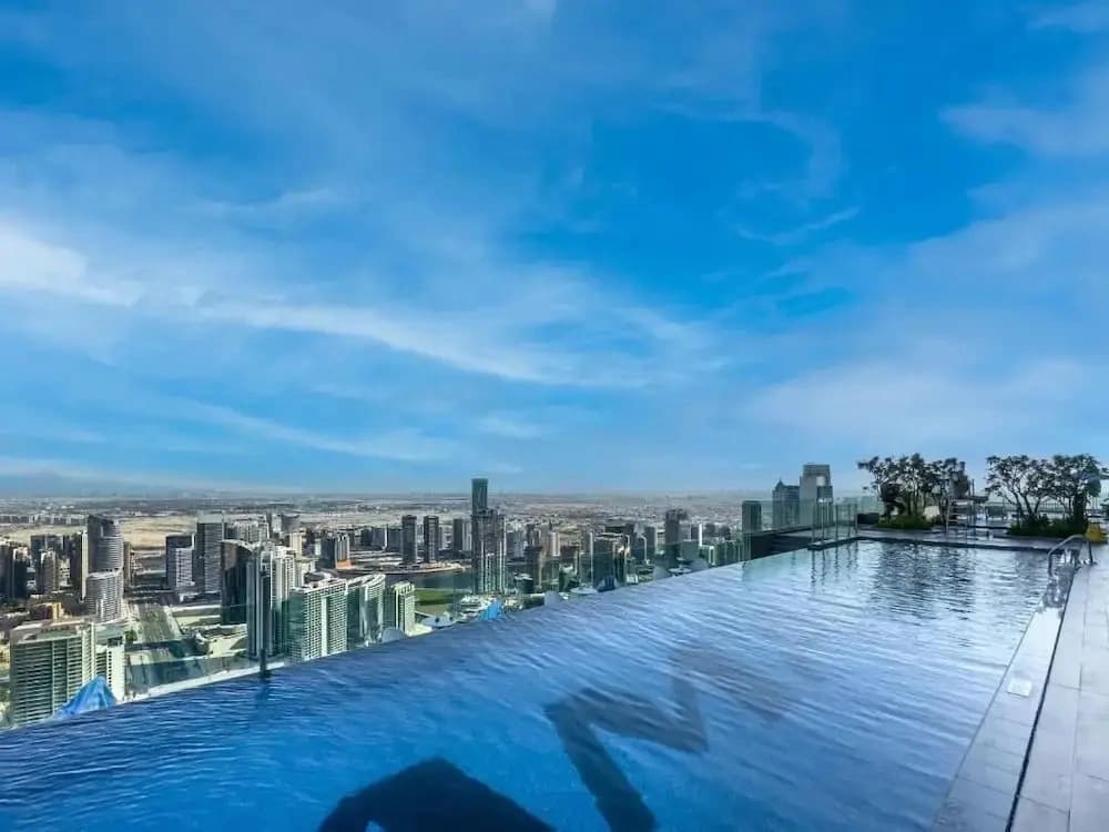 Exclusive Paramount 2BR - Skyline - photo 18