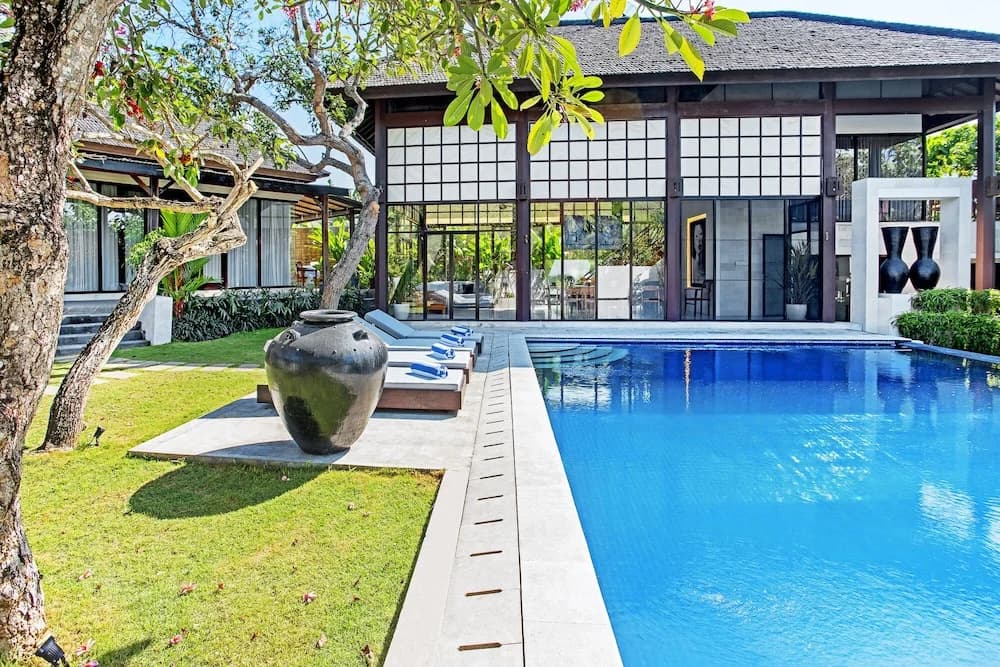 Finns Beach Villa Canggu - photo 13