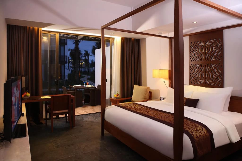 Sunrise Premium Resort Hoi An - photo 4
