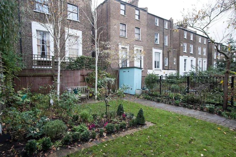 Veeve - Magical Mews - main photo