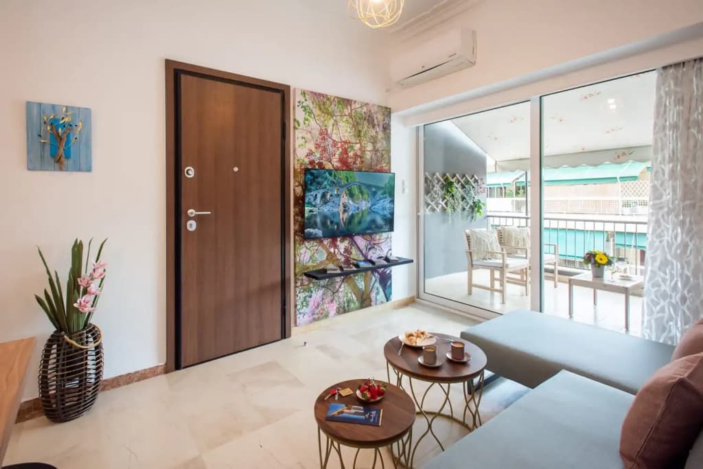 Blue Ark Boho Stay at Acropolis - photo 3