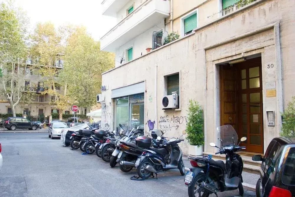 Windows on Rome - photo 1
