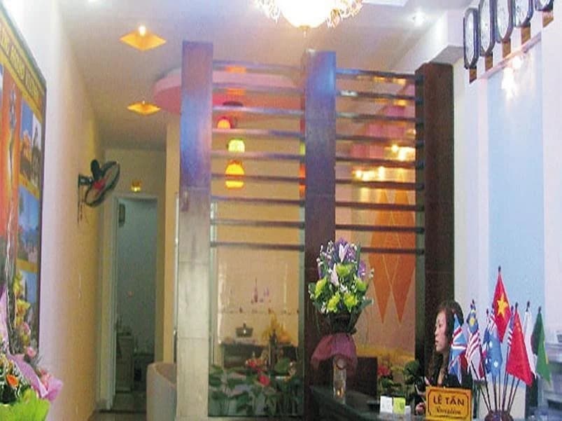 West Lake Hotel Hanoi - photo 11