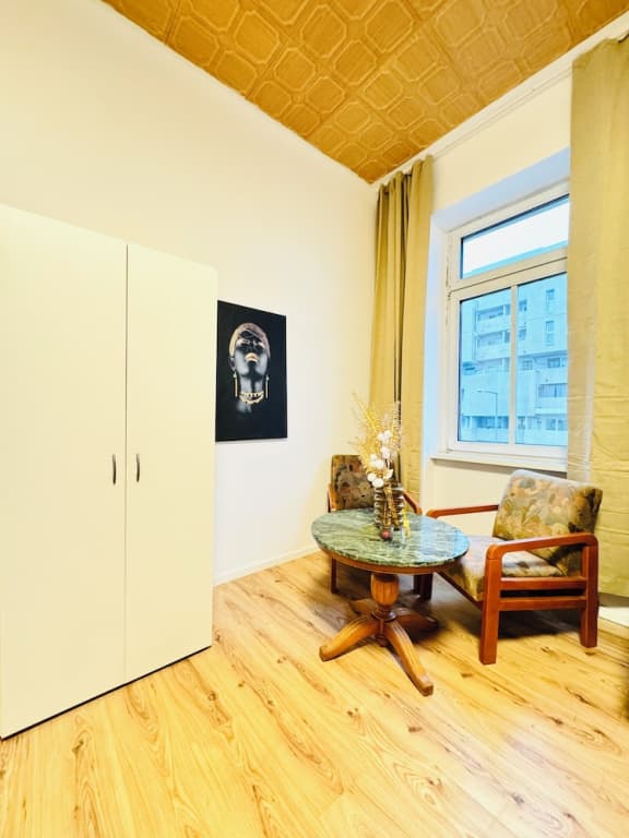 Modern Studio for 3 Near FAC Platz - photo 13