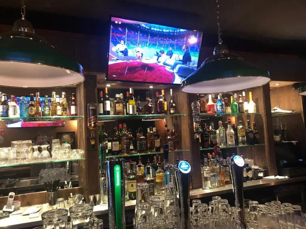 Hotel & Bar 55 - photo 8