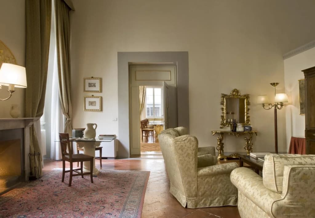 Palazzo Magnani Feroni - photo 2
