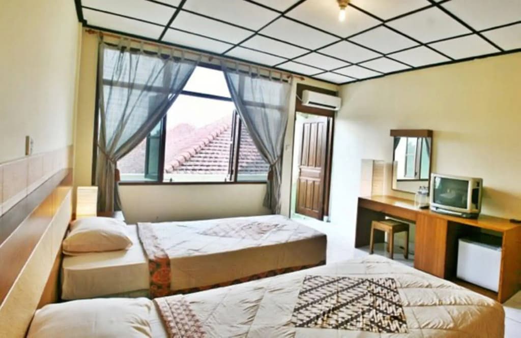 OYO 3923 Villa Puri Royan - photo 6