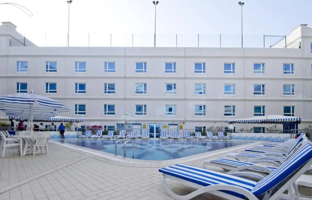 Al Bustan Center & Residence Hotel - photo 27