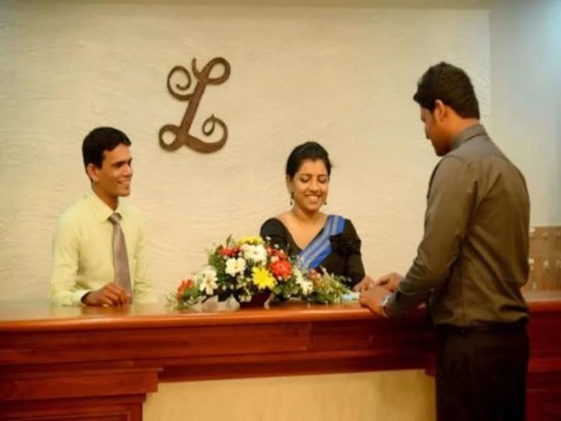 Lazaani Hotel Colombo - photo 21