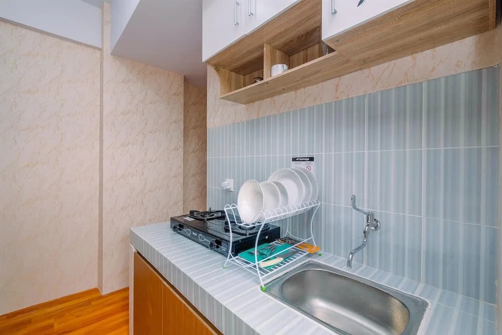 Nice And Cozy Studio At La Hub City Apartment - photo 14