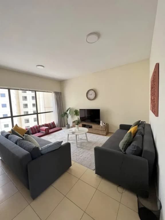 Robin Beach Hostel JBR - photo 13