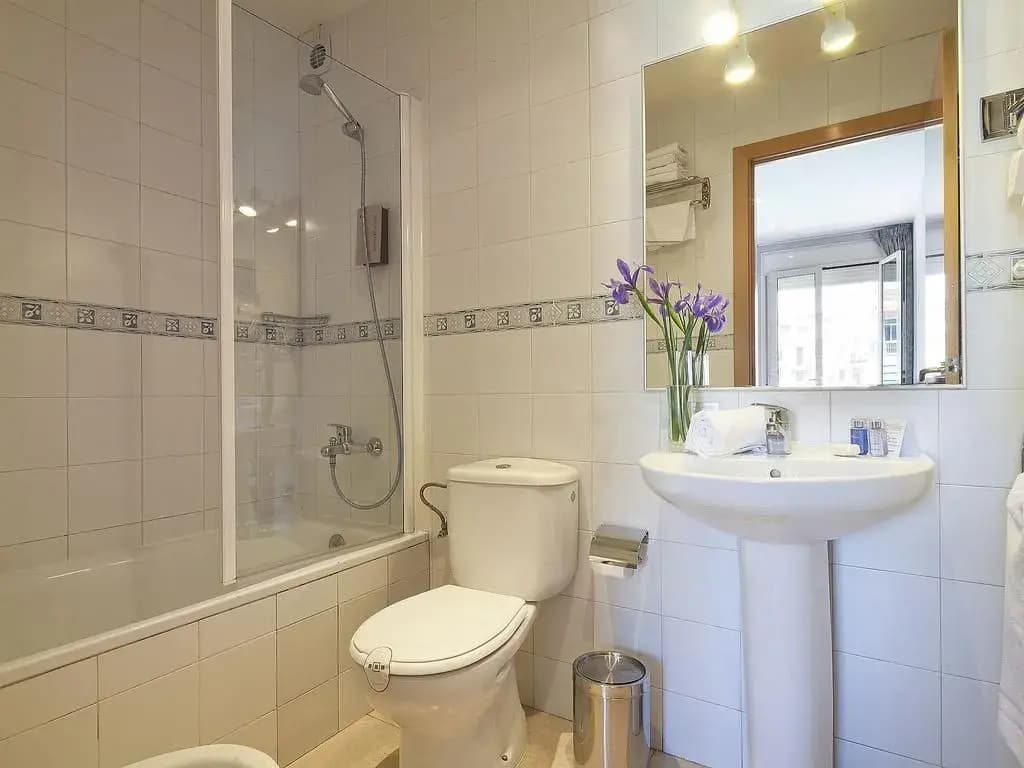 Grandom Suites - photo 20