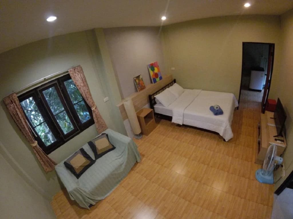 Aree Guesthouse2 - photo 3