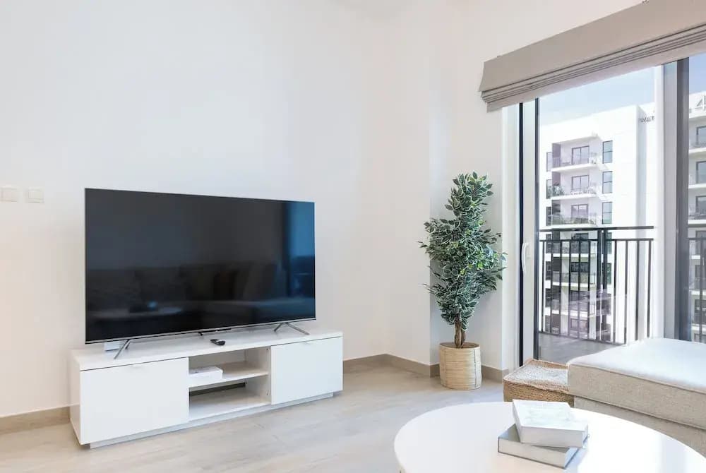 Bloomfields Luxurious 2Br Water Edge - photo 1