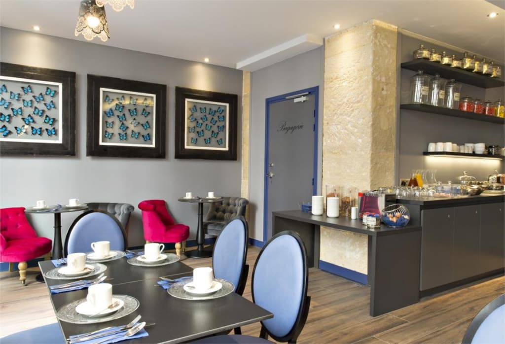 Hotel Mademoiselle - photo 22